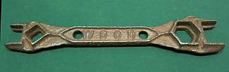 Wood Wrench Image